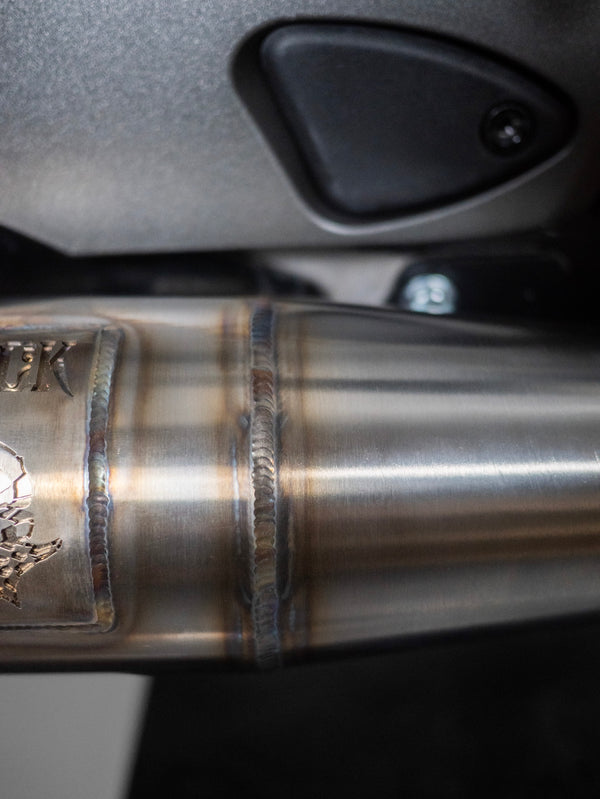 Hart Luck exhaust on Indian Challenger motorcycle